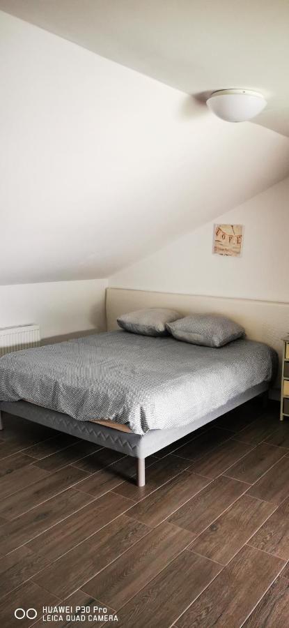 Luca'S Home Orşova 외부 사진